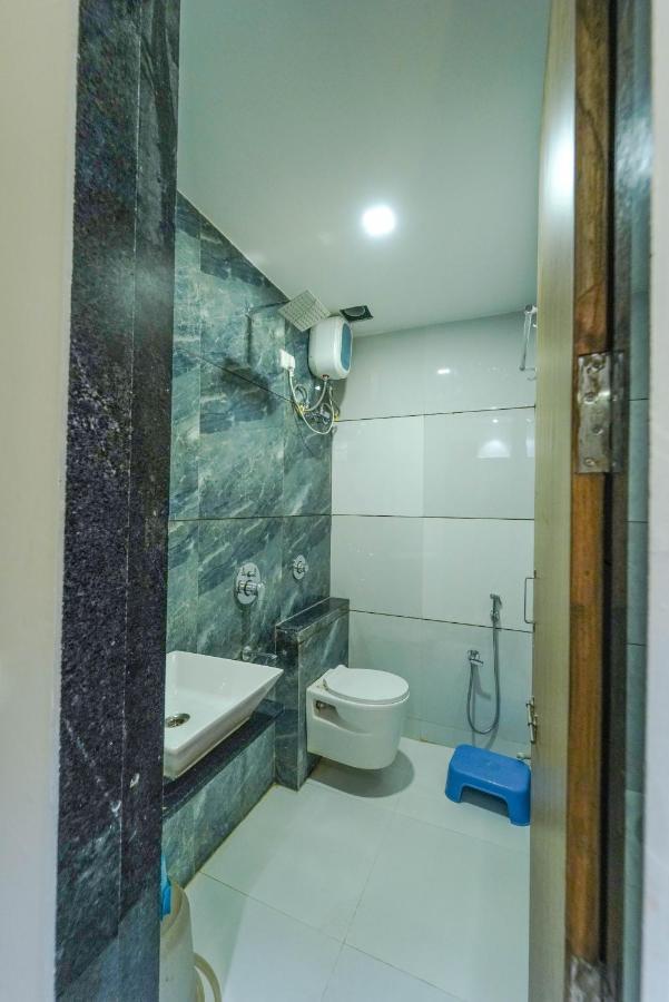 אחמדאבאד Hotel New Empire מראה חיצוני תמונה